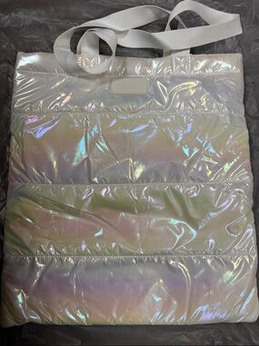 BBW Iridescent Puffer Tote Bag 💼